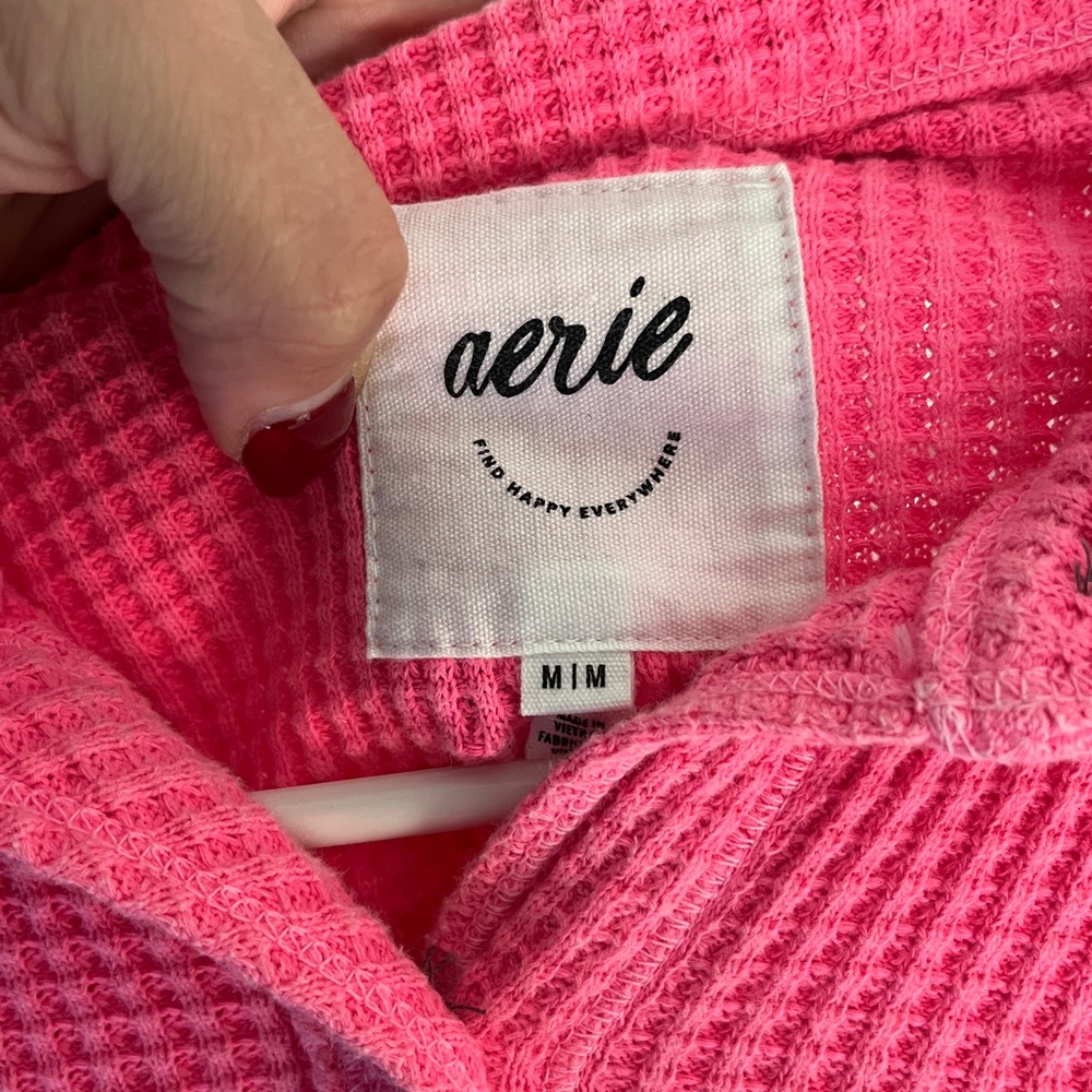 Aerie Men's Bright Pink Button Down Shirt - Picture 2 of 4